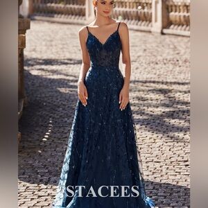 Stacees: A-line V Neck Floor-Length Sequins Prom Dress with Split
SKU: S7534P